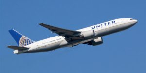 Med 20240417124452 United Airlines Soars On Earnings Beat.jpg